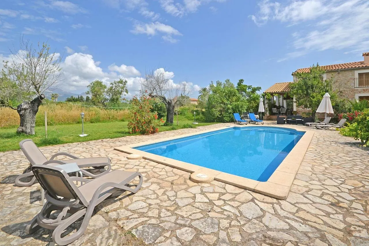 Villa Tresco Buger Holiday home